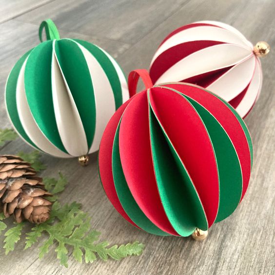 Bricolage de Noël facile et rapide - boule de noel